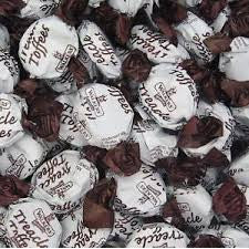 Walkers Treacle Toffees 80g-UK Goodies